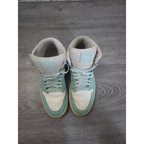 Air Jordan 1 Mid Women's Shoes Sail-Light Dew-Muslin BQ6472-132 - Picture 3 of 7